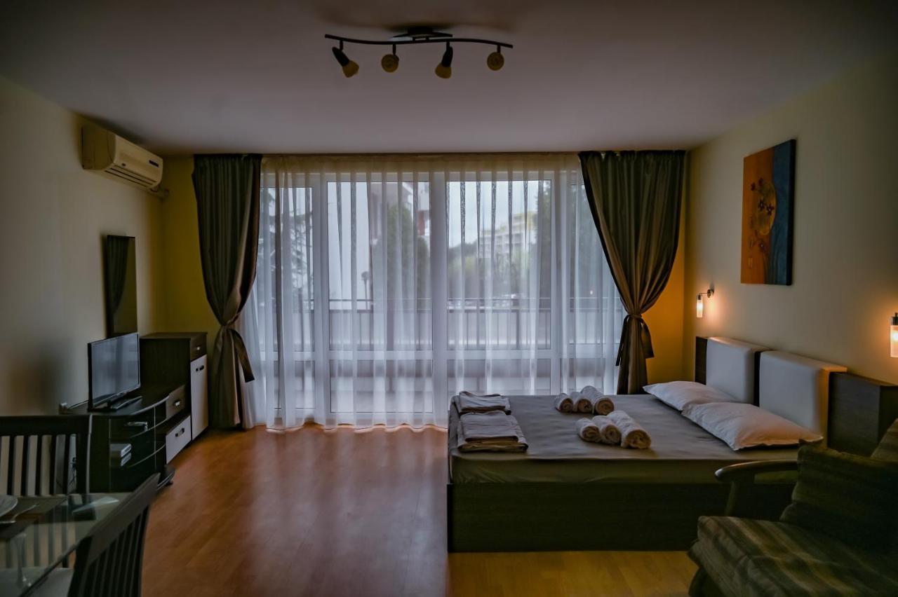 Panorama Fort Beach, Фамилно Студио Deluxe Sveti Vlas Exterior photo