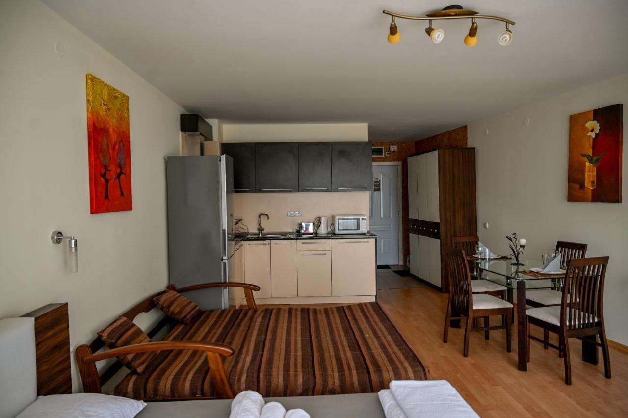 Panorama Fort Beach, Фамилно Студио Deluxe Sveti Vlas Exterior photo