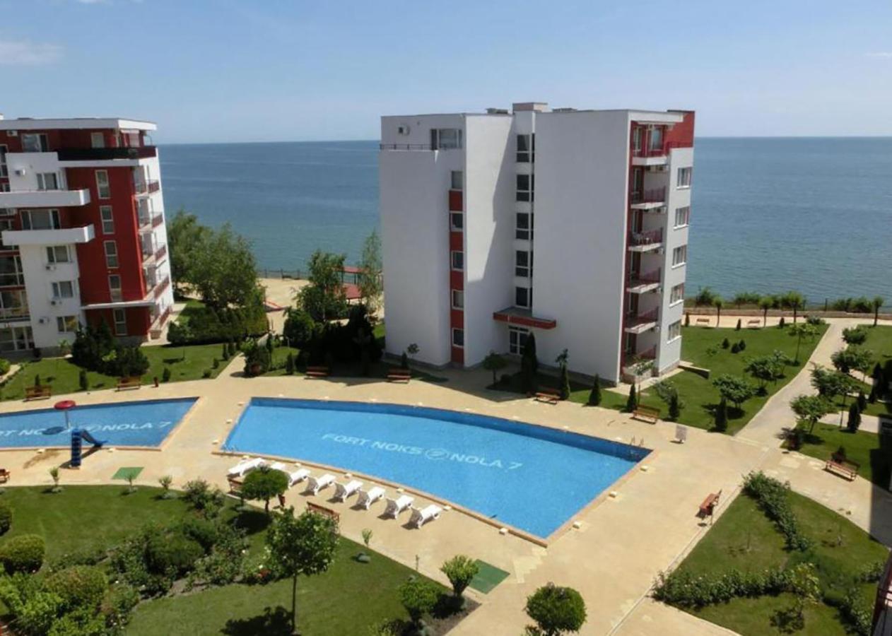 Panorama Fort Beach, Фамилно Студио Deluxe Sveti Vlas Exterior photo